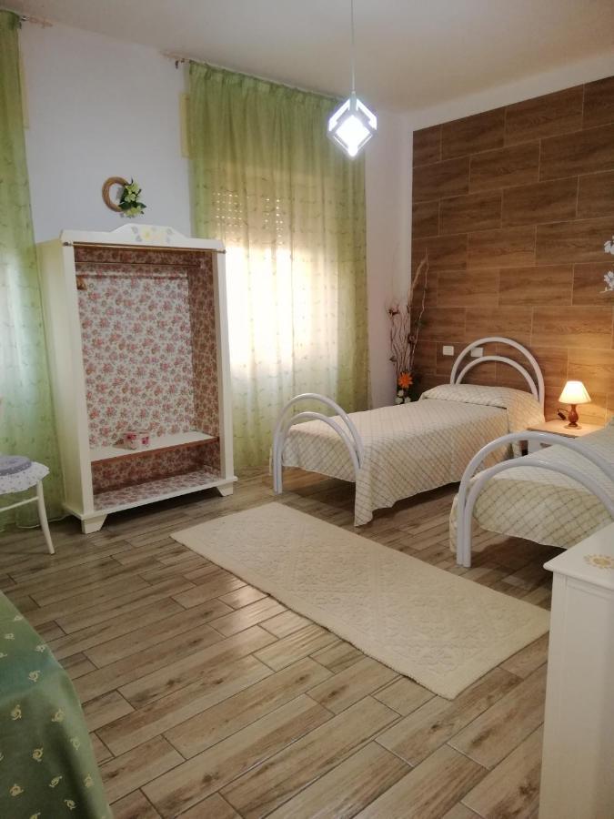 Monte Granatico Apartment Villamassargia Bagian luar foto