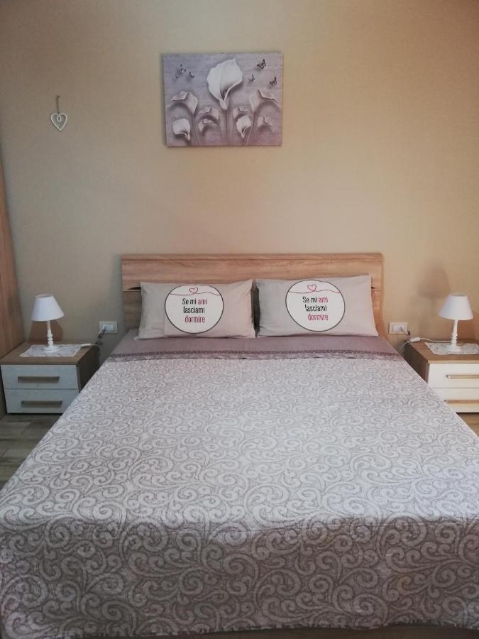 Monte Granatico Apartment Villamassargia Bagian luar foto