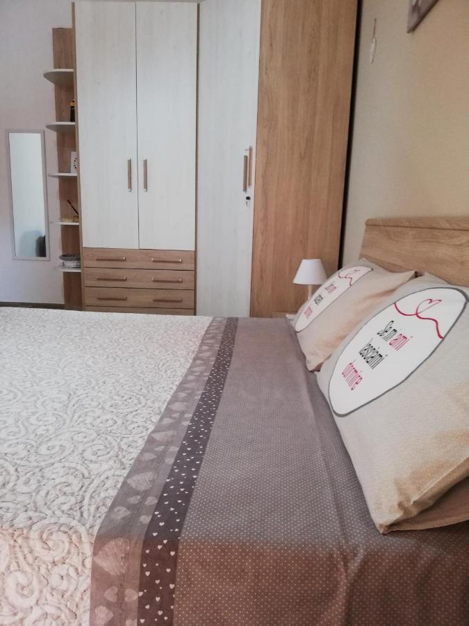 Monte Granatico Apartment Villamassargia Bagian luar foto