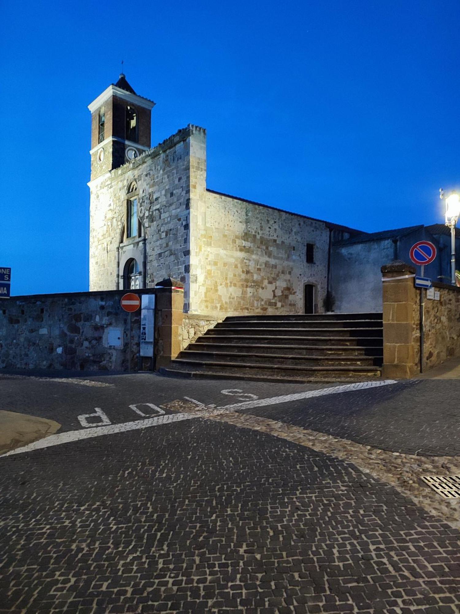 Monte Granatico Apartment Villamassargia Bagian luar foto